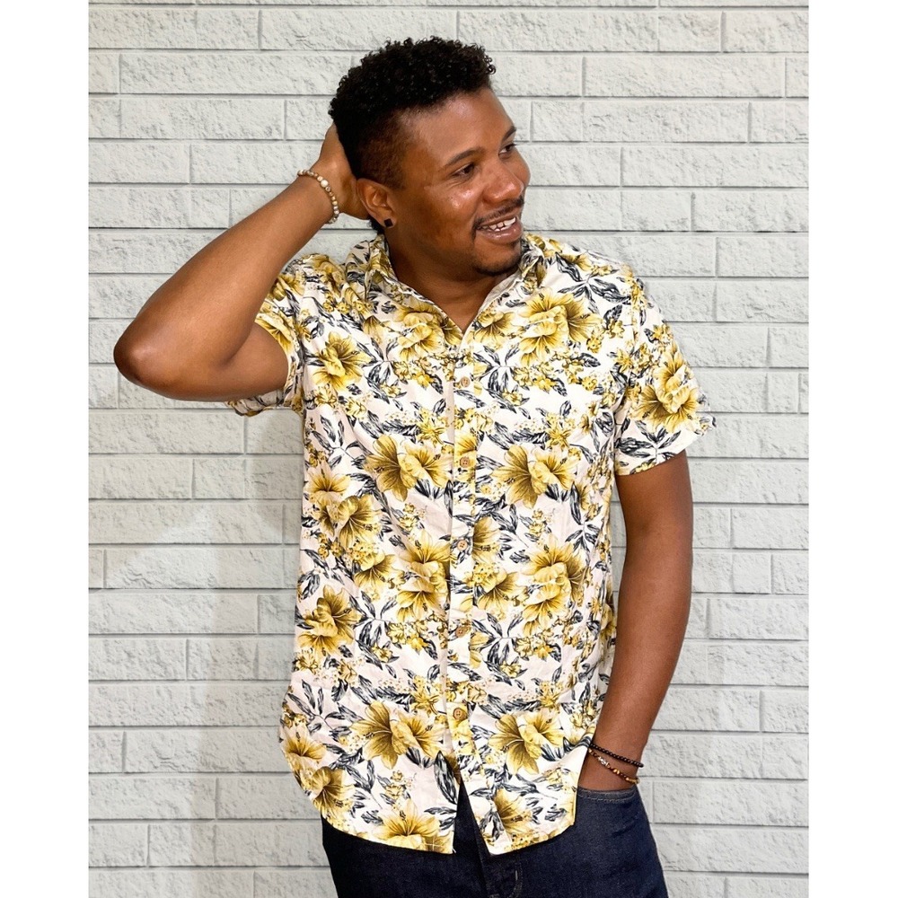 Denim &‎ Flower Floral Medium Yellow Hawaiian Shirt Short Sleeve Button-up